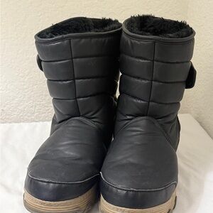 KHOMBU Women’s Black Quilted Winter Snow Boots with Lining Waterproof  Size 9